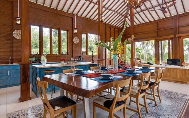 Villa Ronggo Mayang Bali