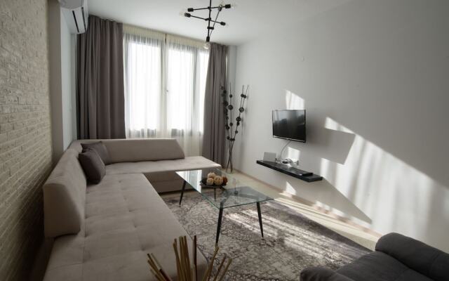 halu! Modern City Center Apartment