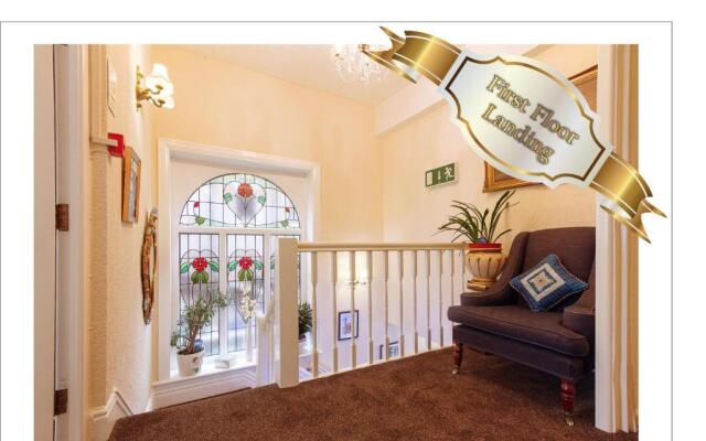 Pembroke Guest Accommodation Blackpool
