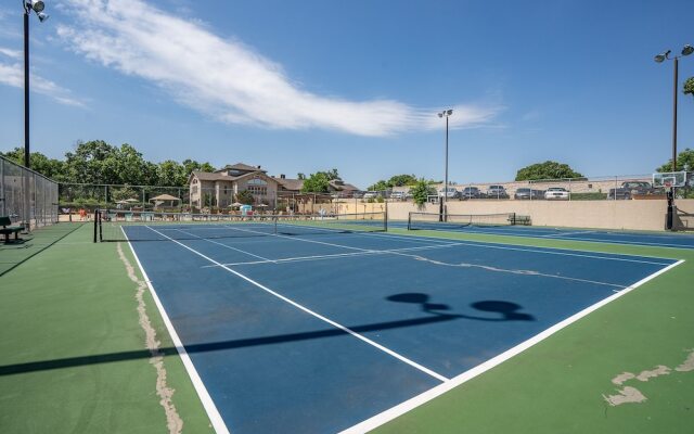 Avondale Darling - Branson Favorites Nearby!