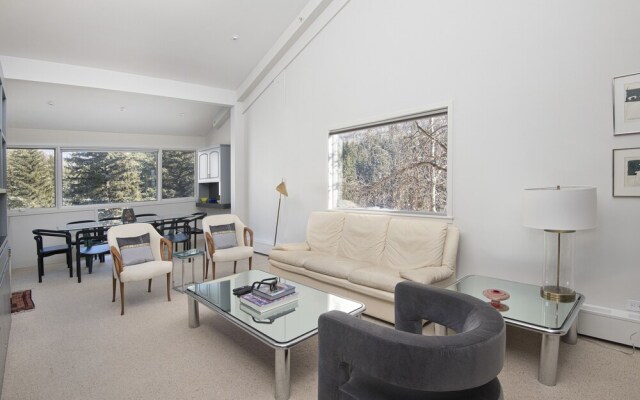 Lionshead Center #304 2 Bedroom Condo by RedAwning