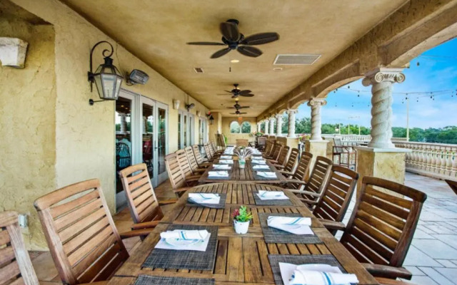 Ocean Lodge