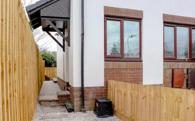 Hughes Contemporary Home in Barnstaple