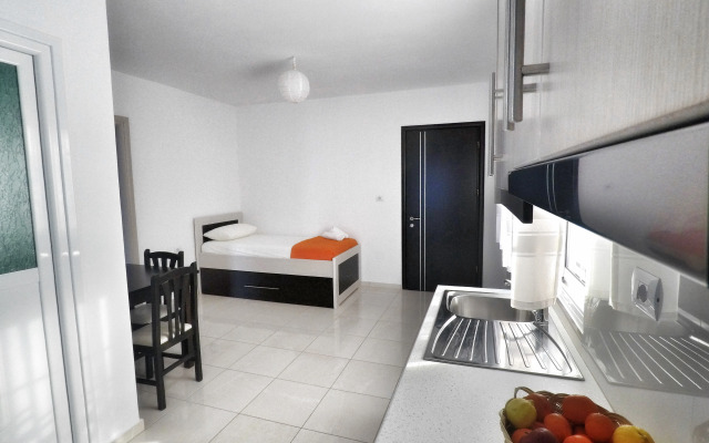 Prive Hotel and Apartment