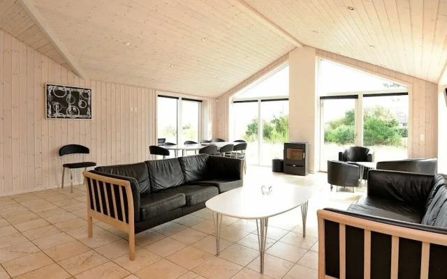 10 Person Holiday Home in Romo