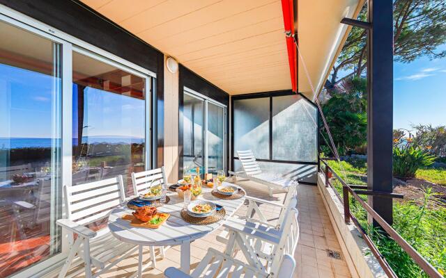 La Brise C B2 by Wonderful Italy