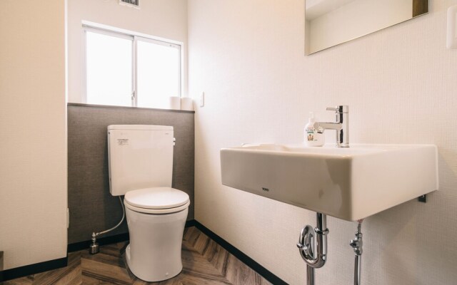 R Hostel Namba South