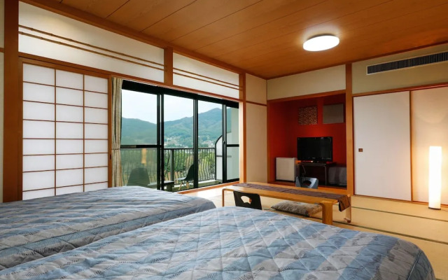 Tamagohada Bijin no Yu Miharuen