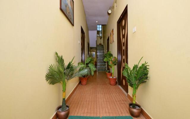 Hotel Aanvi Palace