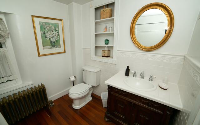 Faunbrook Bed & Breakfast