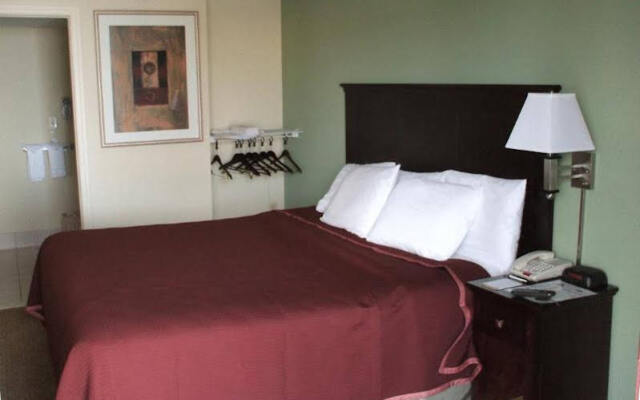 Days Inn Springfield/Phil.Intl Airport