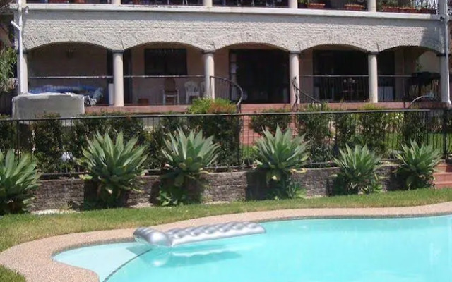 Caroline Bay Getaway