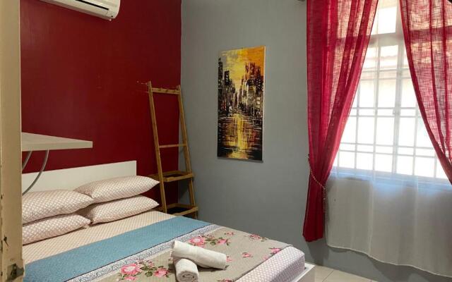 Pasir Gudang Marissa Homestay