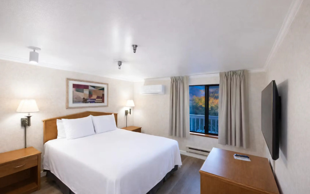 Friday Harbor Suites