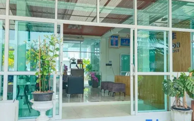 Sichon Residence