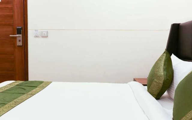 Treebo Trip Avalon C Scheme