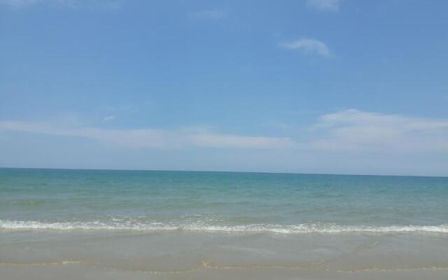 Mae Rampung Beach House