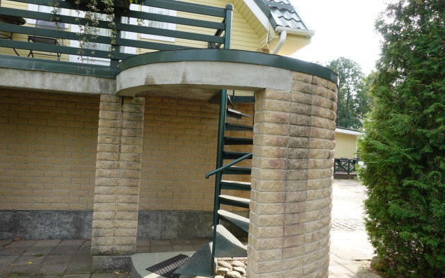 Diamond Beach Apartments