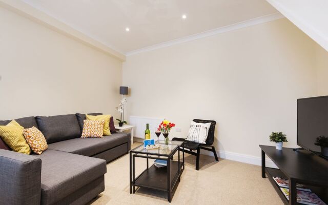 The Magravine Gardens Court I - MP02