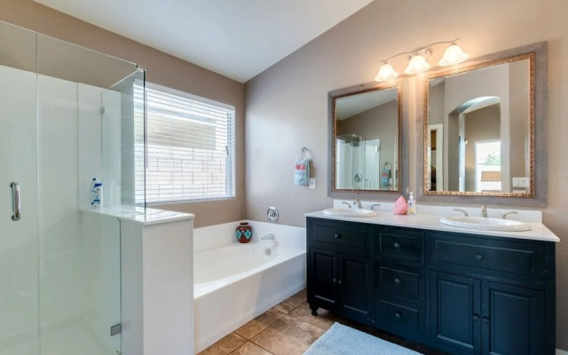 Palmen 4 Bedroom Home