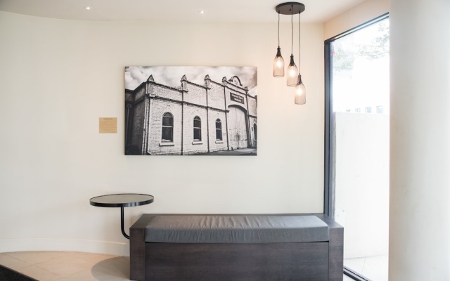 Richmond Oasis Apartments – Guest Rooms – Melbourne