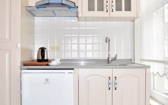 Emil House Apart Hotel