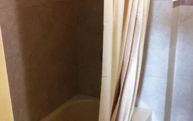El Mio Motel