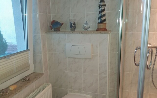 Quaint Bungalow in Biendorf near Sea