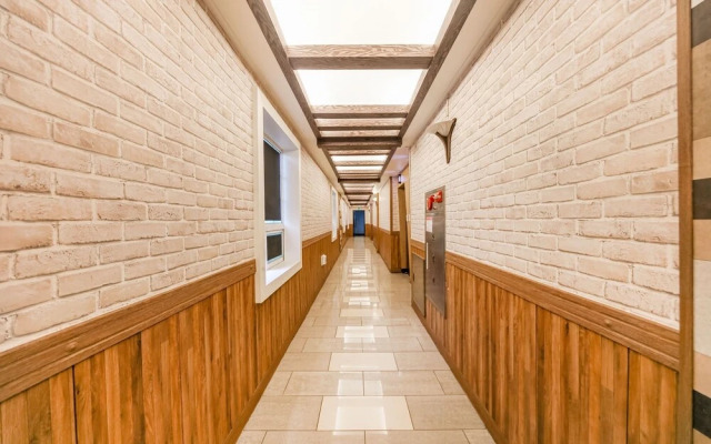 Dongchon Amusement Park Gallery Hotel