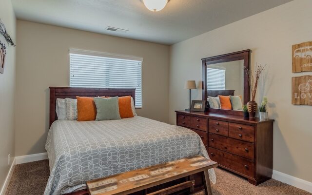 Red Canyon 3 Bedroom Apts