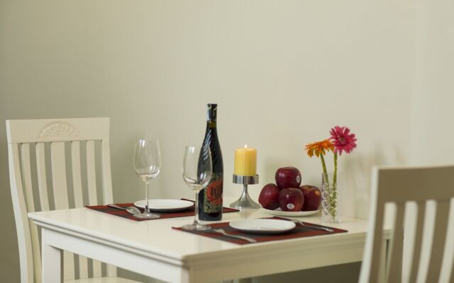 Cherish Central Hotel & Apartment