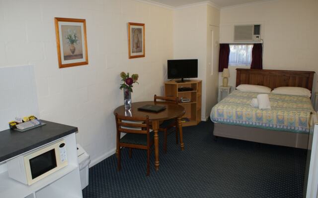 Warrnambool Motel and Holiday Park