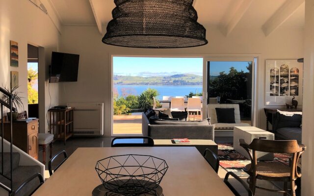 Bayview Lake Taupo