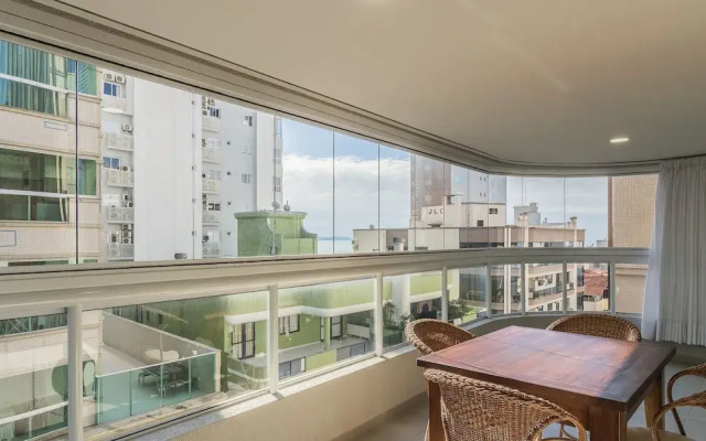 3 Bedroom Apartment 130m From the Beach Mmp0137