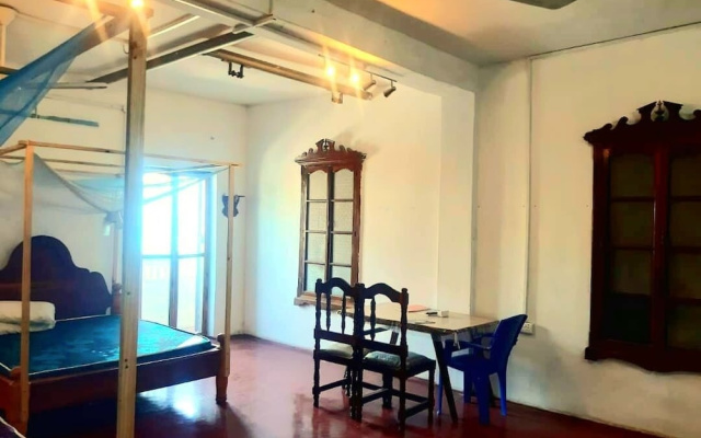 Mamdali Guest house