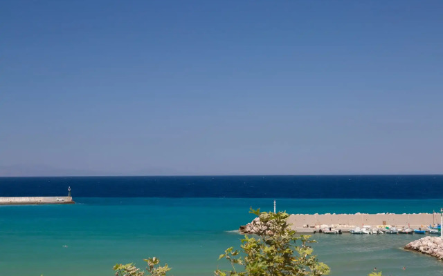 Samian Mare Hotel Suites & Spa