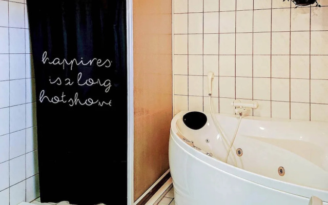 6 Person Holiday Home in Tarm