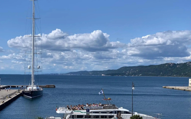 Five Flowers - Guest House