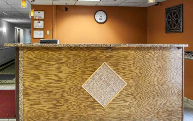 Rodeway Inn & Suites Milwaukee Airport