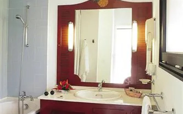 Le Flamboyant Hotel and Resort