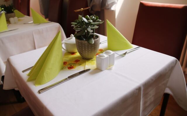 Micha'S Hotelbetriebe – Hotel Am Markt