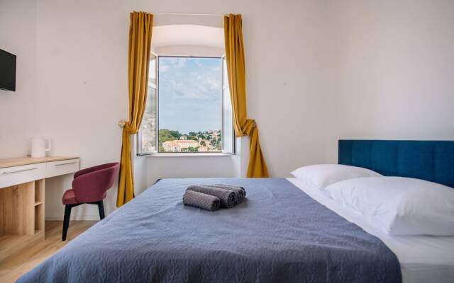 Art Deco Rooms by DuHomes