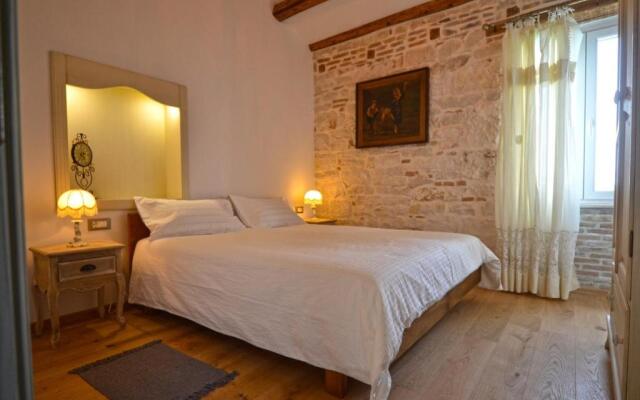 Arnolongo B4 Sea View