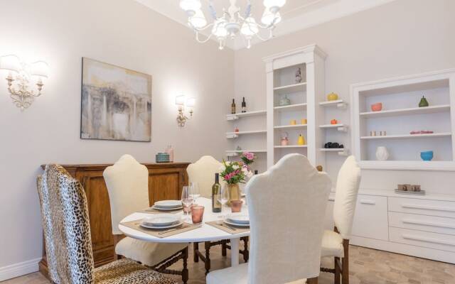 Altarocca Embassy Rome