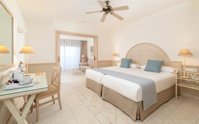 Gran Castillo Tagoro Family & Fun Playa Blanca
