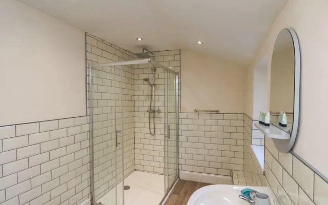 4 Normanby Terrace