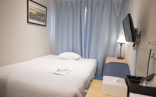 Ele hotel Ginza East
