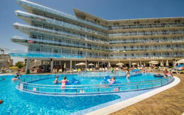 Aqua Nevis Club Hotel