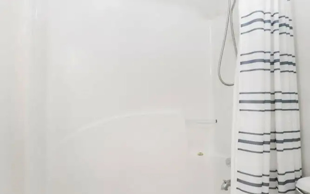 Tradewinds 1301 Beachfront Top-floor