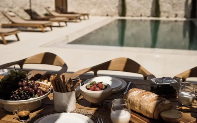 Mayamor Villas